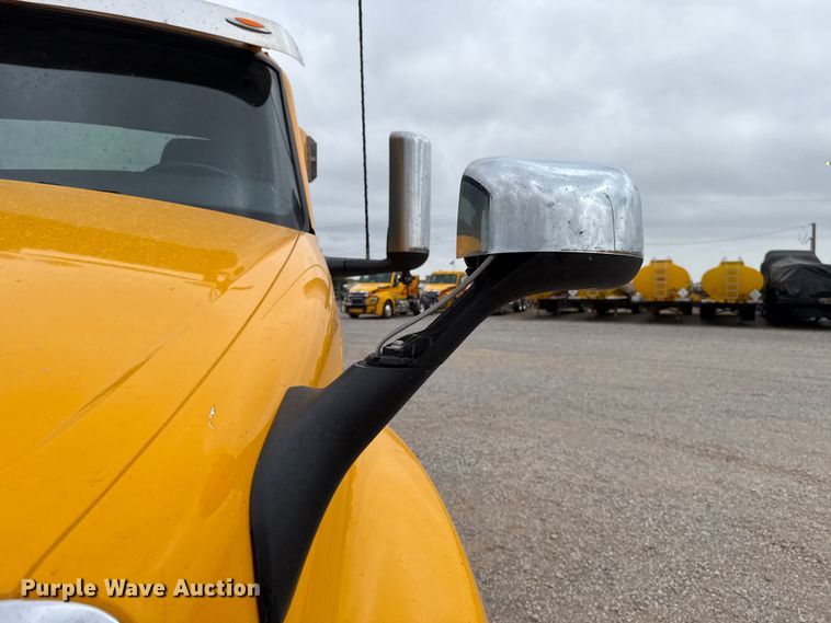 image for item FC4051 2023 International LT625 semi truck