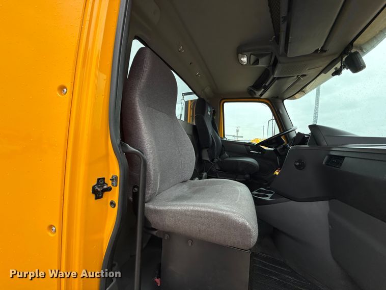 image for item FC4051 2023 International LT625 semi truck