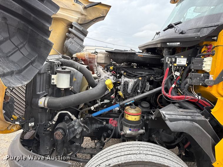 image for item FC4051 2023 International LT625 semi truck