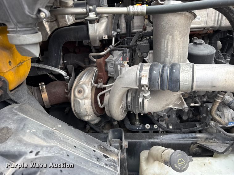image for item FC4051 2023 International LT625 semi truck