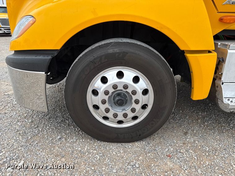 image for item FC4051 2023 International LT625 semi truck