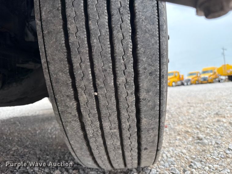 image for item FC4051 2023 International LT625 semi truck
