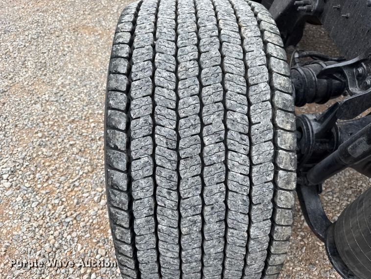 image for item FC4051 2023 International LT625 semi truck