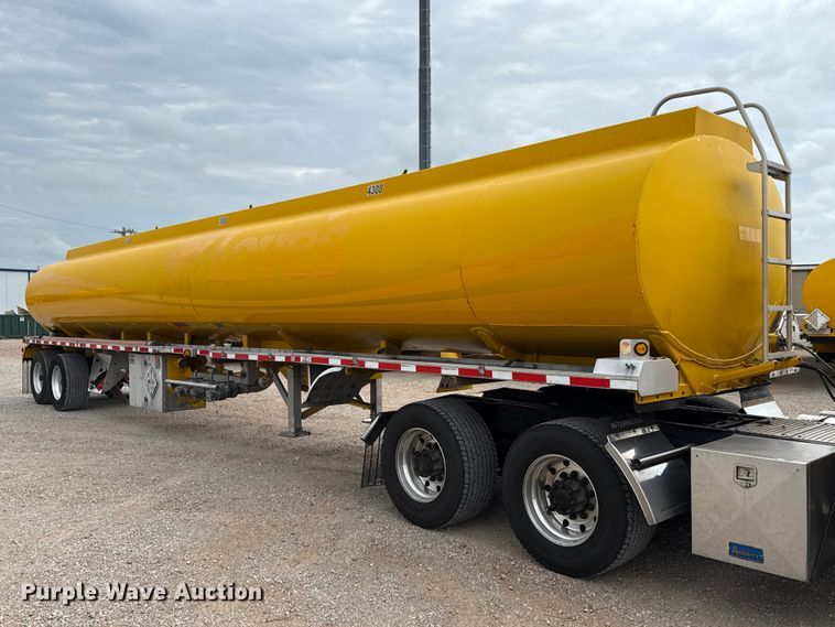image for item FC4054 2003 Beall BAST-96-3-SB fuel trailer