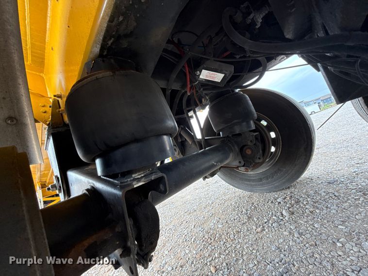 image for item FC4054 2003 Beall BAST-96-3-SB fuel trailer
