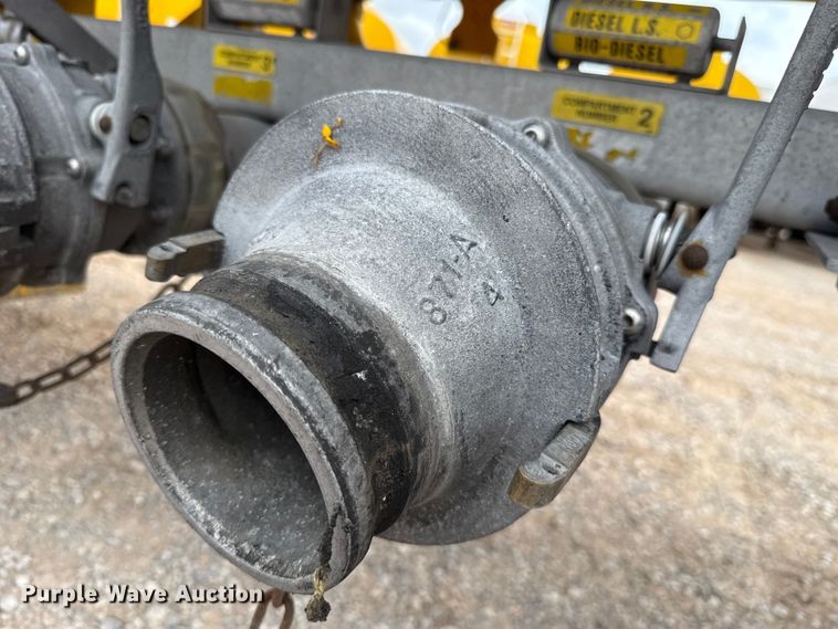 image for item FC4054 2003 Beall BAST-96-3-SB fuel trailer