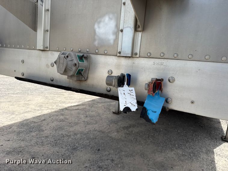image for item FC4058 2018 Wilson PSDCL-402 livestock trailer