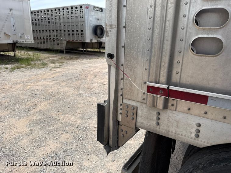 image for item FC4058 2018 Wilson PSDCL-402 livestock trailer