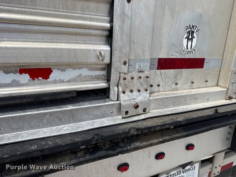 image for item FC4058 2018 Wilson PSDCL-402 livestock trailer