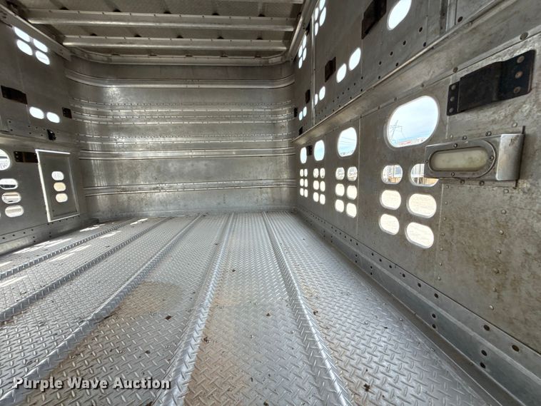 image for item FC4058 2018 Wilson PSDCL-402 livestock trailer