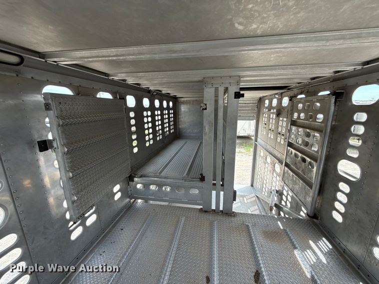 image for item FC4058 2018 Wilson PSDCL-402 livestock trailer