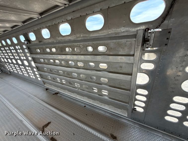image for item FC4058 2018 Wilson PSDCL-402 livestock trailer