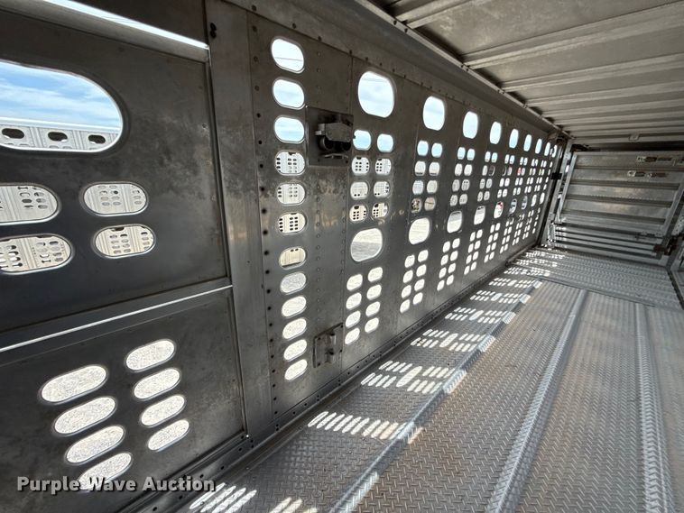 image for item FC4058 2018 Wilson PSDCL-402 livestock trailer
