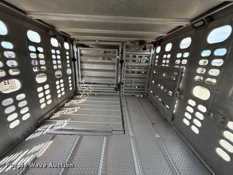 image for item FC4058 2018 Wilson PSDCL-402 livestock trailer
