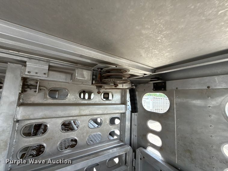image for item FC4058 2018 Wilson PSDCL-402 livestock trailer