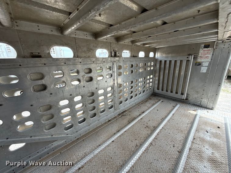 image for item FC4059 2018 Wilson PSDCL -402 livestock trailer
