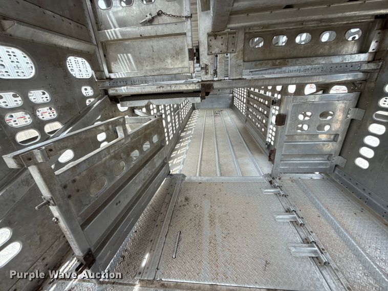 image for item FC4059 2018 Wilson PSDCL -402 livestock trailer