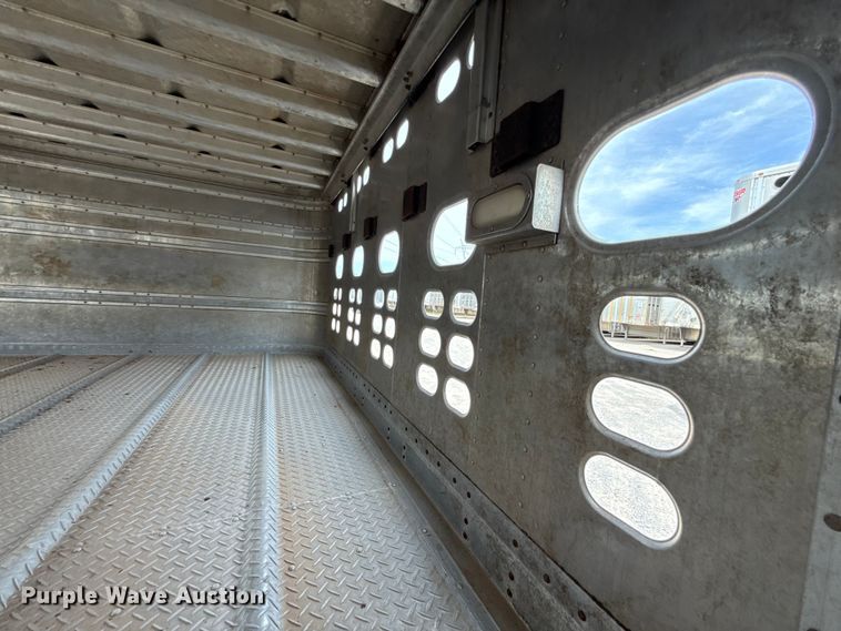 image for item FC4059 2018 Wilson PSDCL -402 livestock trailer
