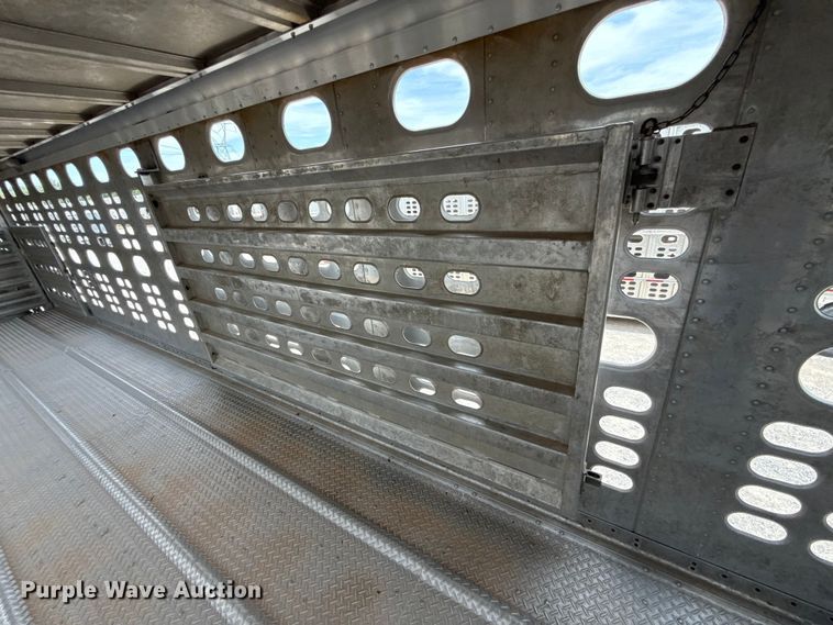 image for item FC4059 2018 Wilson PSDCL -402 livestock trailer