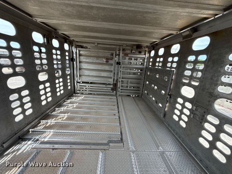 image for item FC4059 2018 Wilson PSDCL -402 livestock trailer