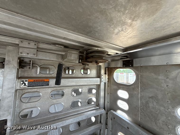 image for item FC4059 2018 Wilson PSDCL -402 livestock trailer