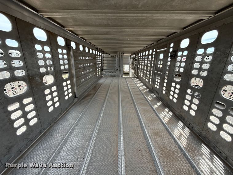 image for item FC4059 2018 Wilson PSDCL -402 livestock trailer