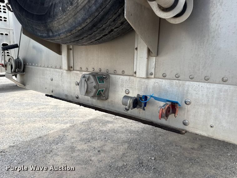image for item FC4060 2018 Wilson PSDCL-402 livestock trailer