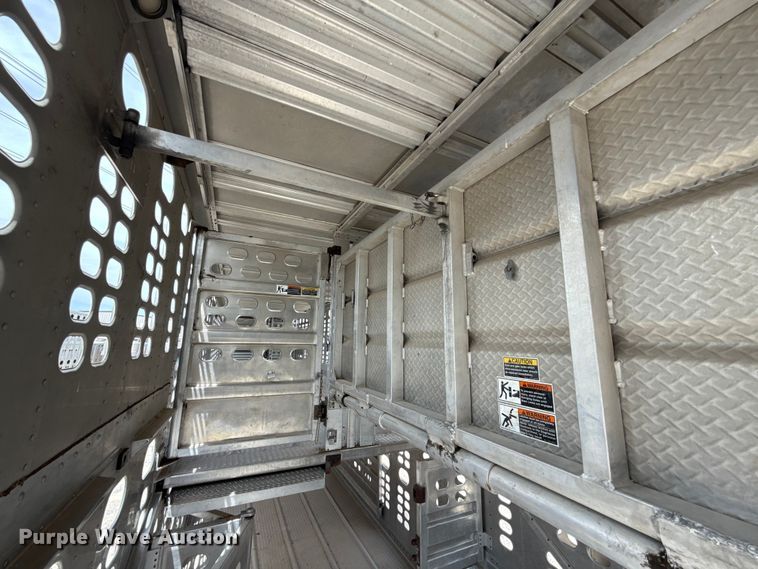 image for item FC4060 2018 Wilson PSDCL-402 livestock trailer