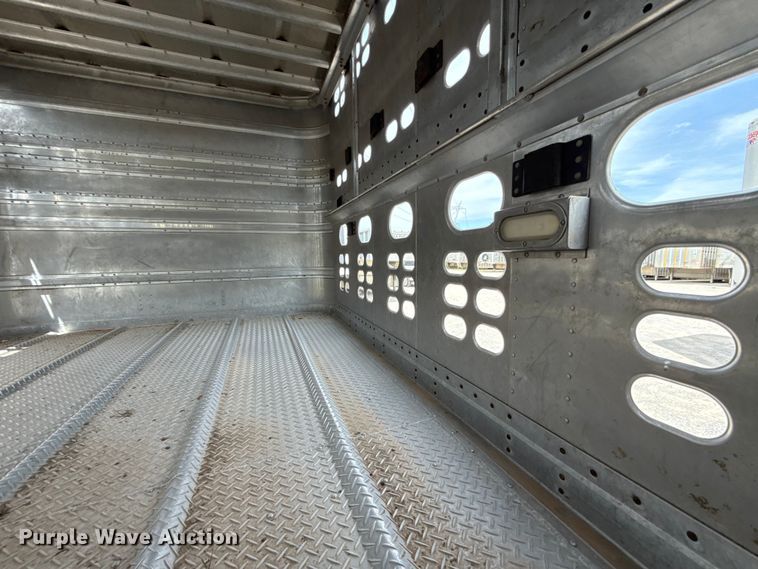 image for item FC4060 2018 Wilson PSDCL-402 livestock trailer