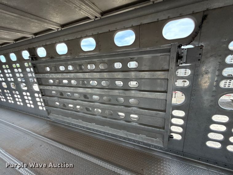 image for item FC4060 2018 Wilson PSDCL-402 livestock trailer