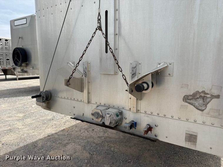 image for item FC4061 2020 Wilson PSDCL-402 livestock trailer