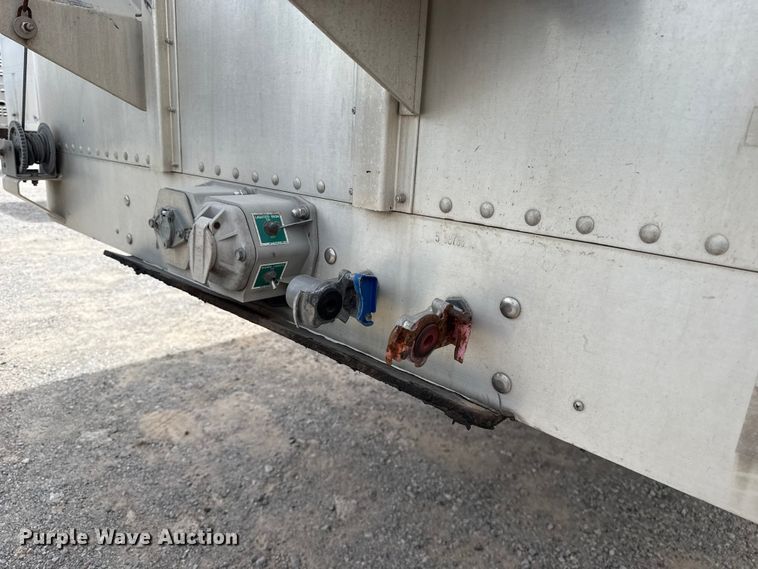 image for item FC4061 2020 Wilson PSDCL-402 livestock trailer