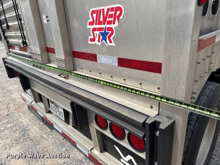 image for item FC4061 2020 Wilson PSDCL-402 livestock trailer