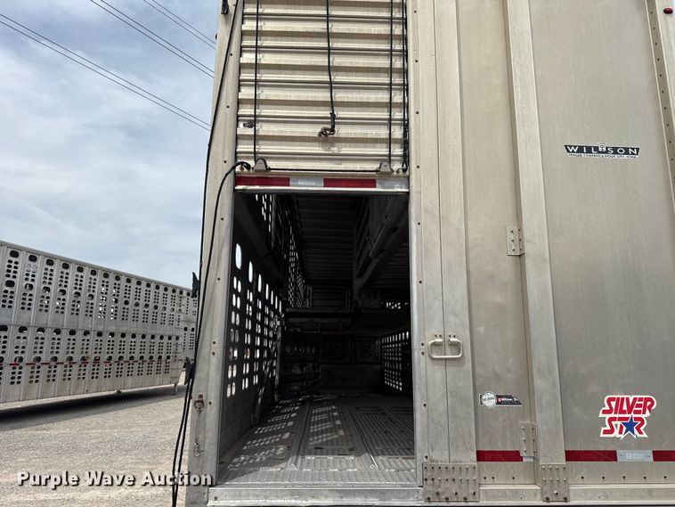 image for item FC4061 2020 Wilson PSDCL-402 livestock trailer