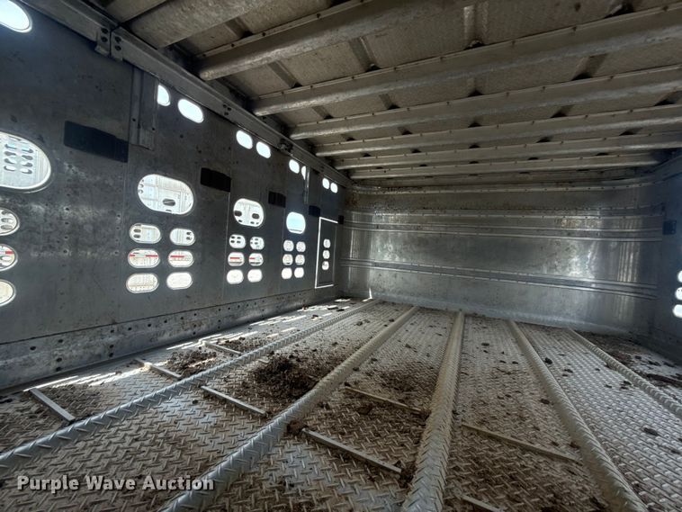 image for item FC4061 2020 Wilson PSDCL-402 livestock trailer