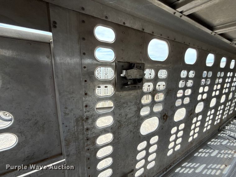 image for item FC4061 2020 Wilson PSDCL-402 livestock trailer