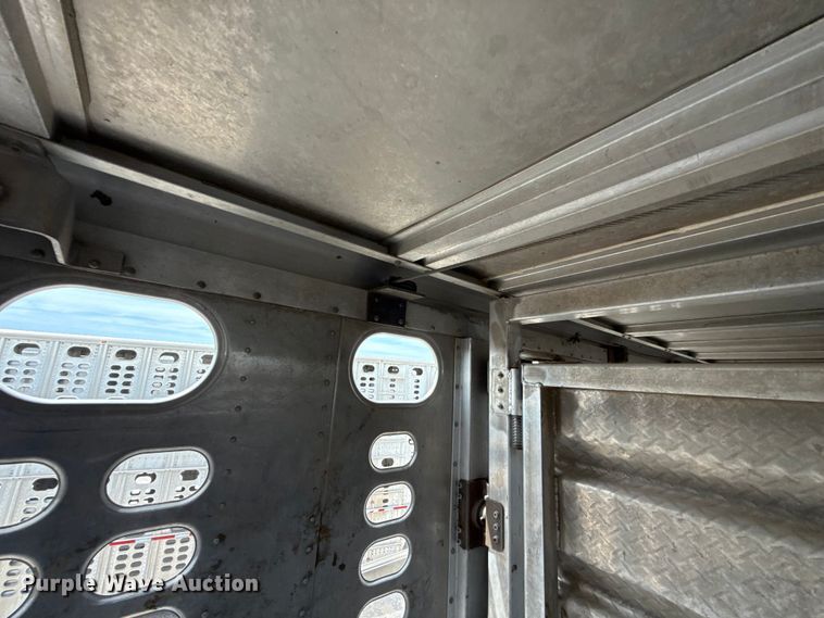 image for item FC4061 2020 Wilson PSDCL-402 livestock trailer
