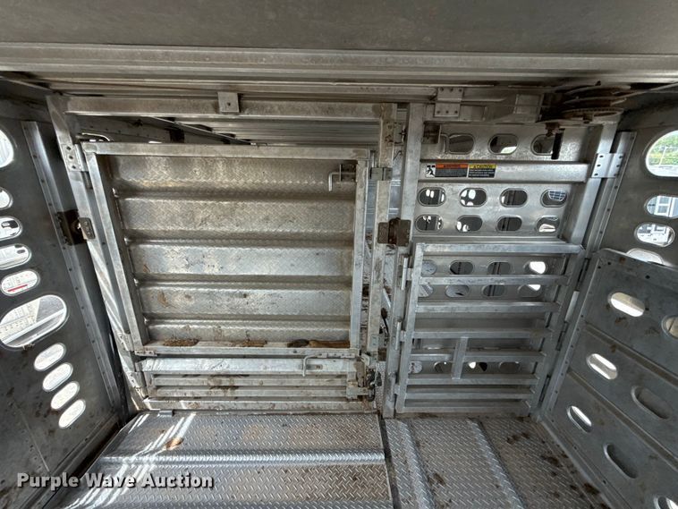 image for item FC4061 2020 Wilson PSDCL-402 livestock trailer