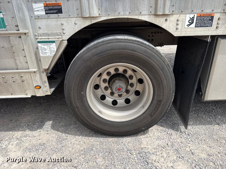 image for item FC4061 2020 Wilson PSDCL-402 livestock trailer