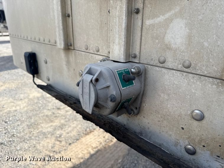image for item FC4062 2019 Wilson PSDCL-402 livestock trailer