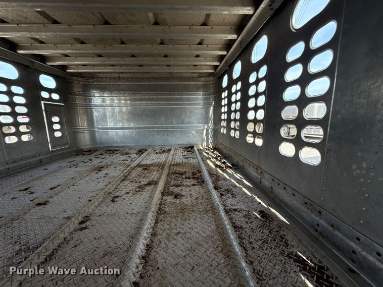 image for item FC4062 2019 Wilson PSDCL-402 livestock trailer