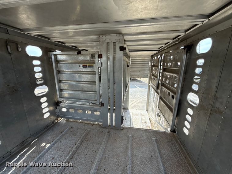 image for item FC4062 2019 Wilson PSDCL-402 livestock trailer