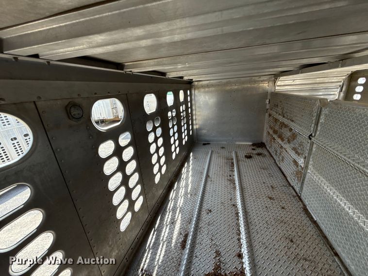 image for item FC4062 2019 Wilson PSDCL-402 livestock trailer