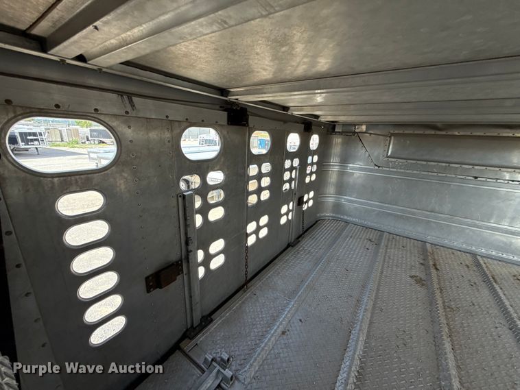 image for item FC4062 2019 Wilson PSDCL-402 livestock trailer
