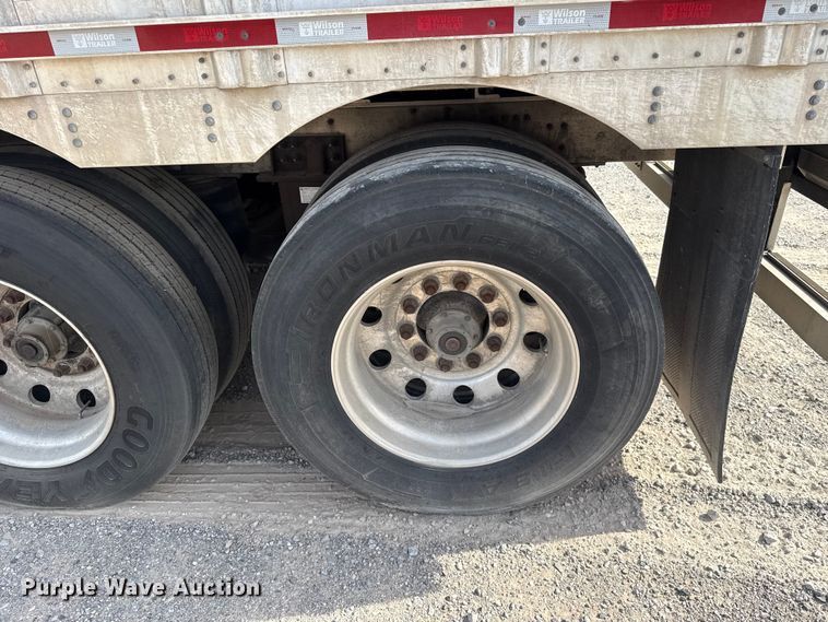 image for item FC4062 2019 Wilson PSDCL-402 livestock trailer