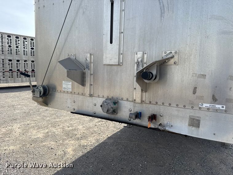 image for item FC4063 2020 Wilson PSDCL-402 livestock trailer