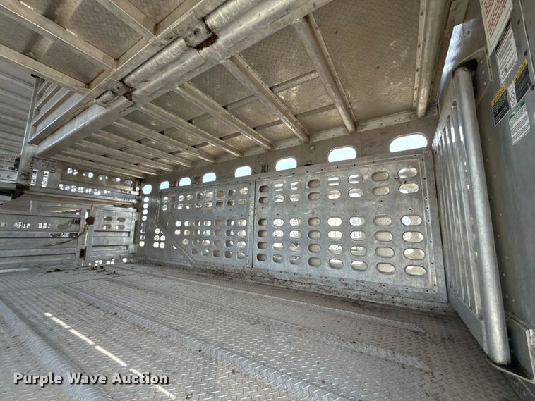 image for item FC4063 2020 Wilson PSDCL-402 livestock trailer