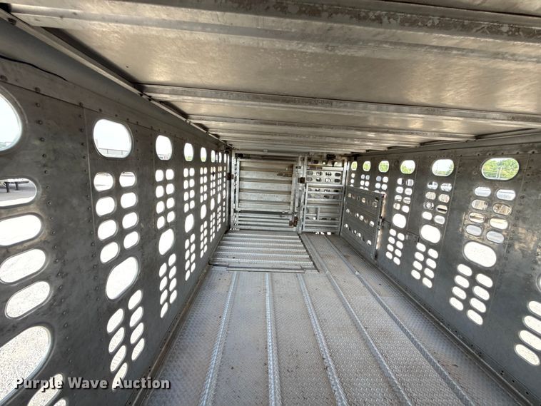 image for item FC4063 2020 Wilson PSDCL-402 livestock trailer