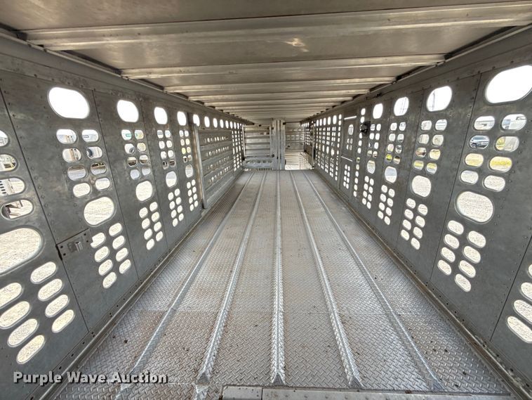 image for item FC4063 2020 Wilson PSDCL-402 livestock trailer