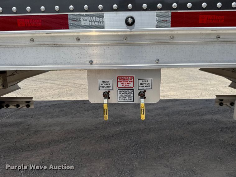 image for item FC4064 2024 Wilson DWH-750CGM grain trailer